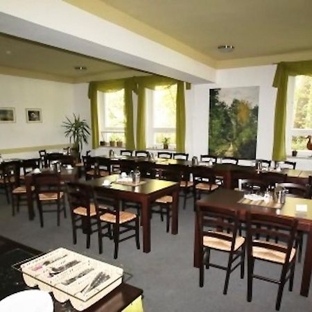 Pension Zur Fledermaus Waren  Exteriör bild