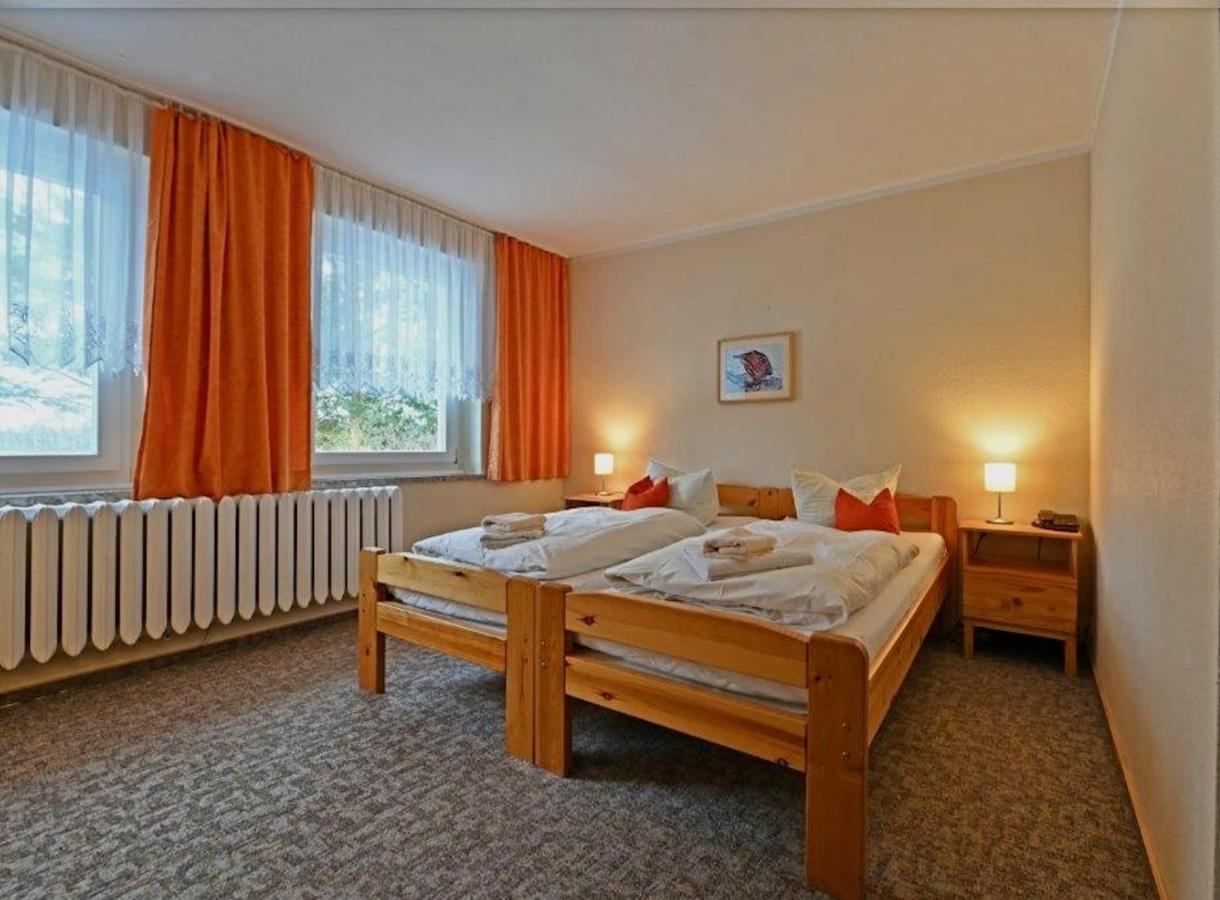 Pension Zur Fledermaus Waren  Exteriör bild